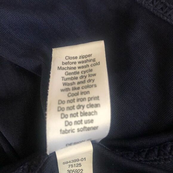 Athleta Navy Three Quarter Zip Top Size S - Picture 9 of 14